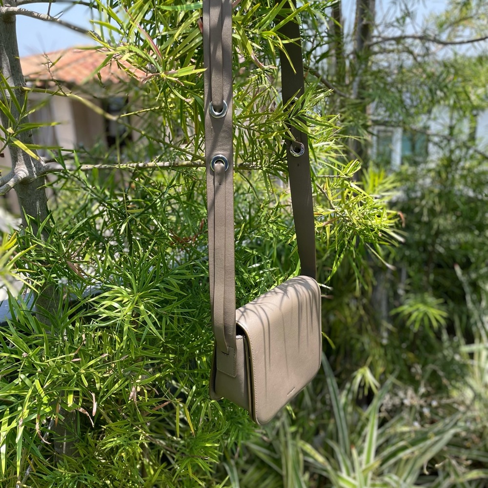 NWOT allsaints ikuya crossbody - Picture 13 of 13